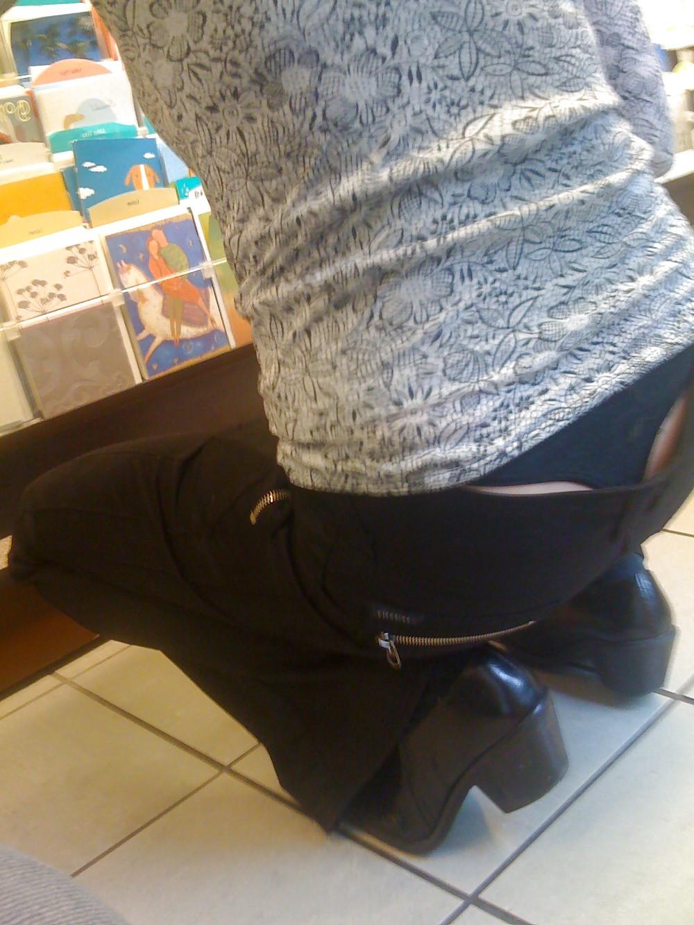 25P Thong 21
