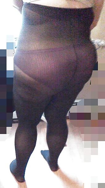 13P Wife fat ass stockings 