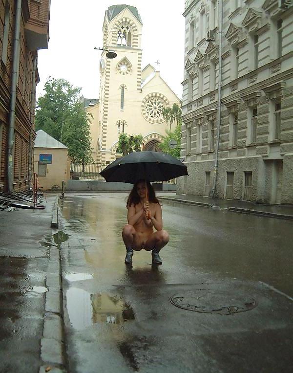 15P Nude Jewish Girl Walking In Streets