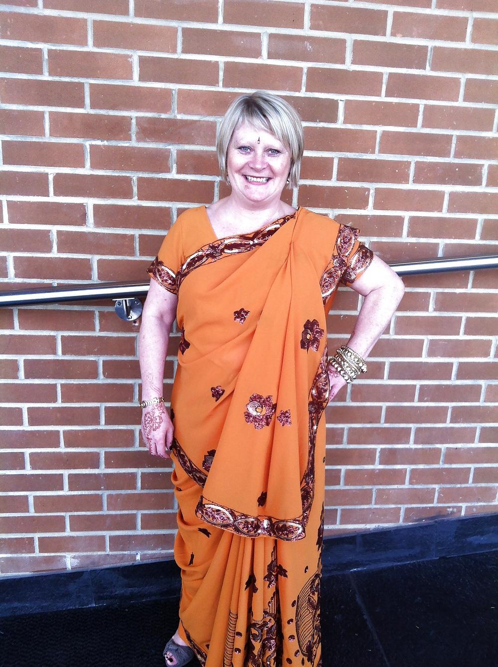 13P Fat wife makes a sari
