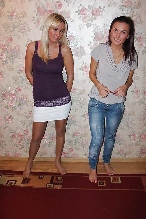 25P Queens in Jeans LXXV