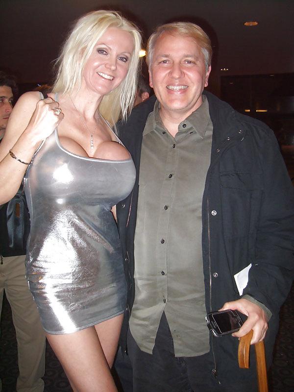 21P Lori: Public Slut!