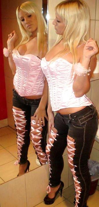 25P Sluts in tight pants! 6