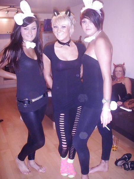 25P Sluts in tight pants! 6