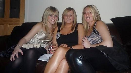 25P Sluts in tight pants! 6