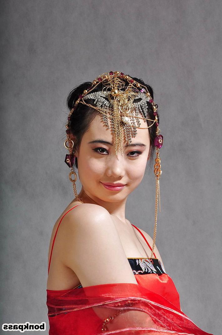 12P Chinese girl in traditional dress gets naked