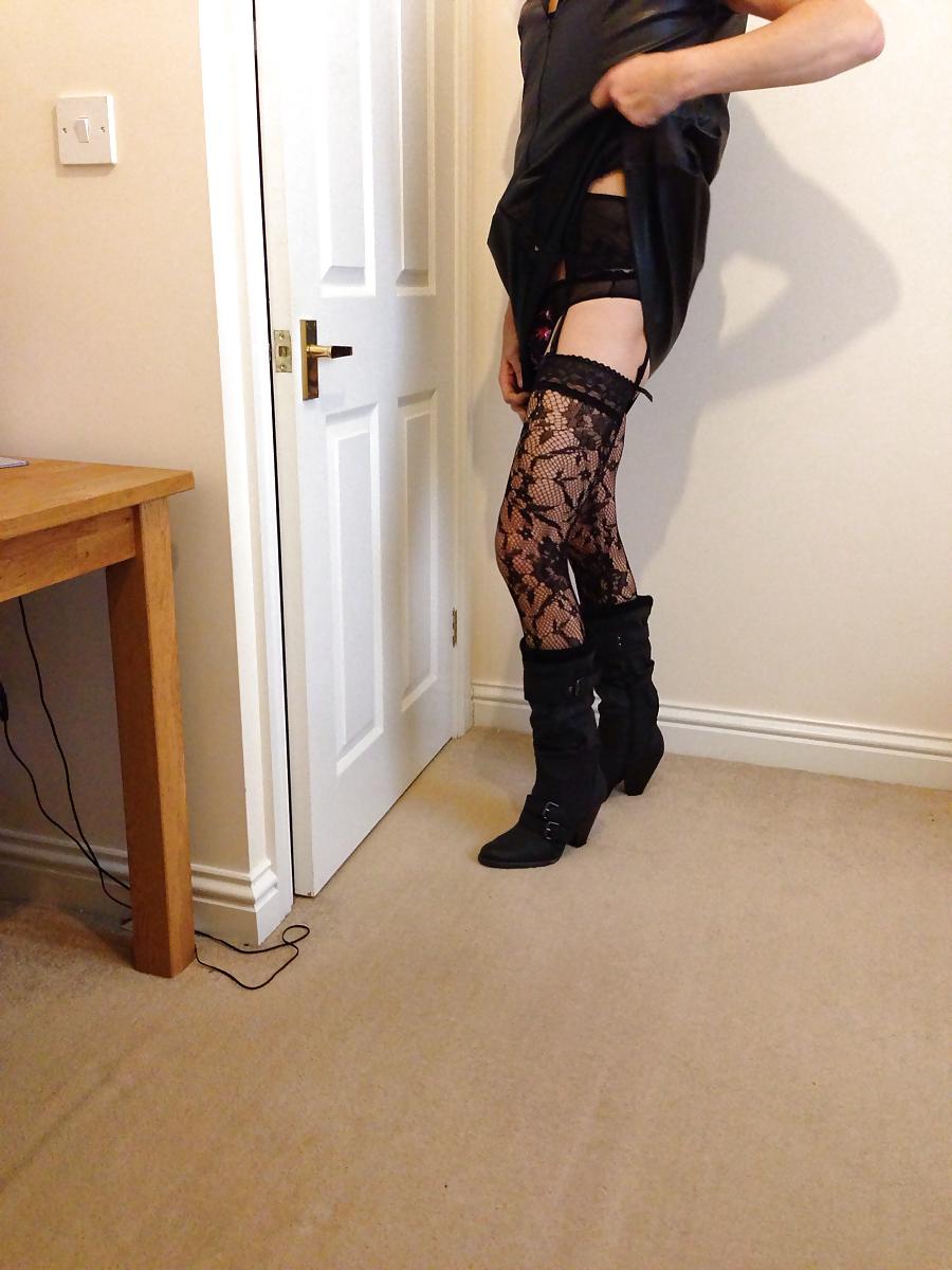 22P MISTRESS TAWNEE ALL DRESSED UP