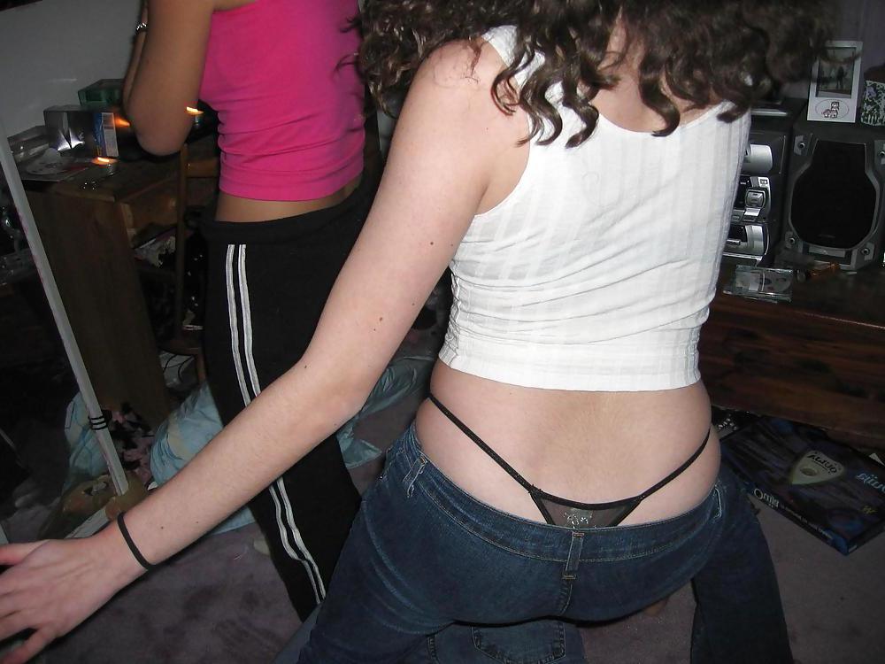 25P Thong 63