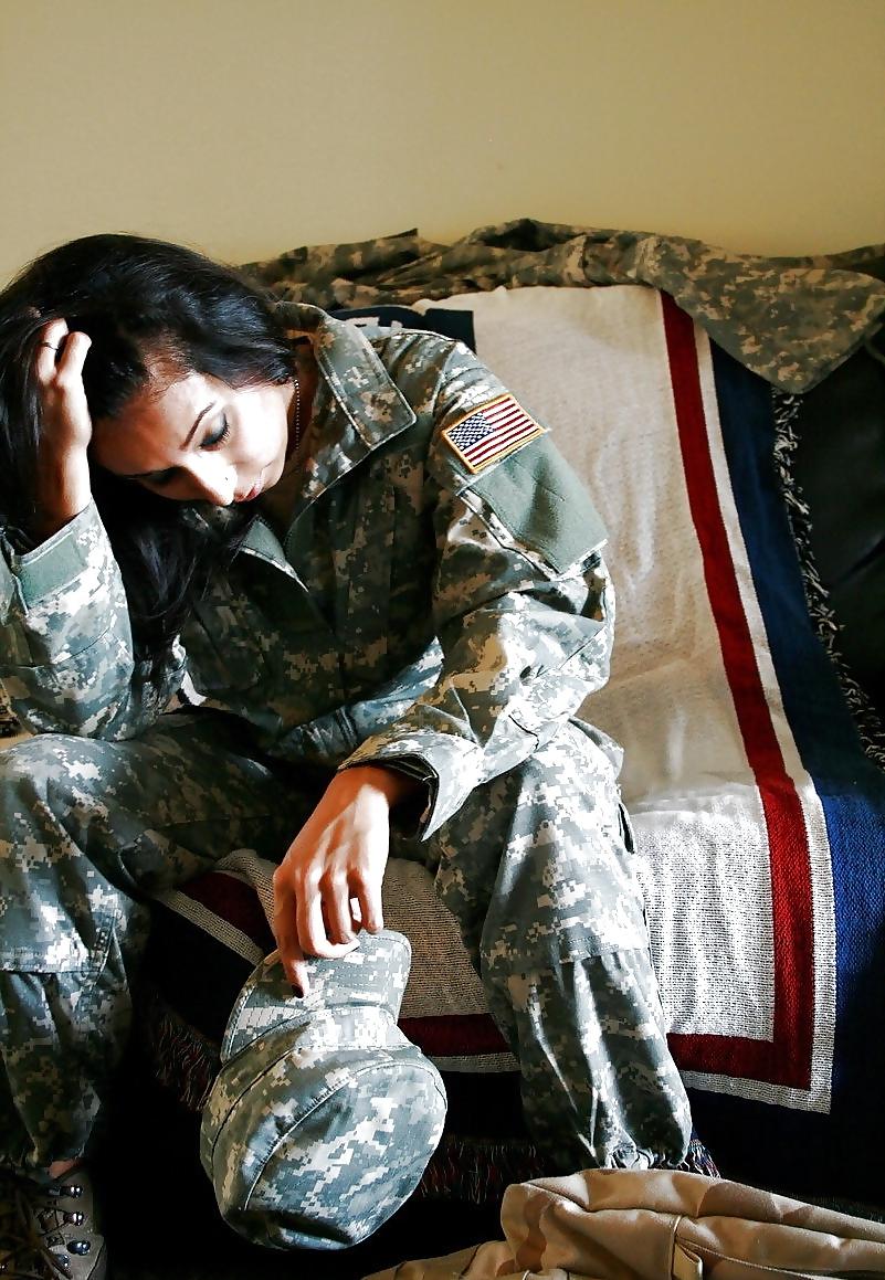 25P Army Chick
