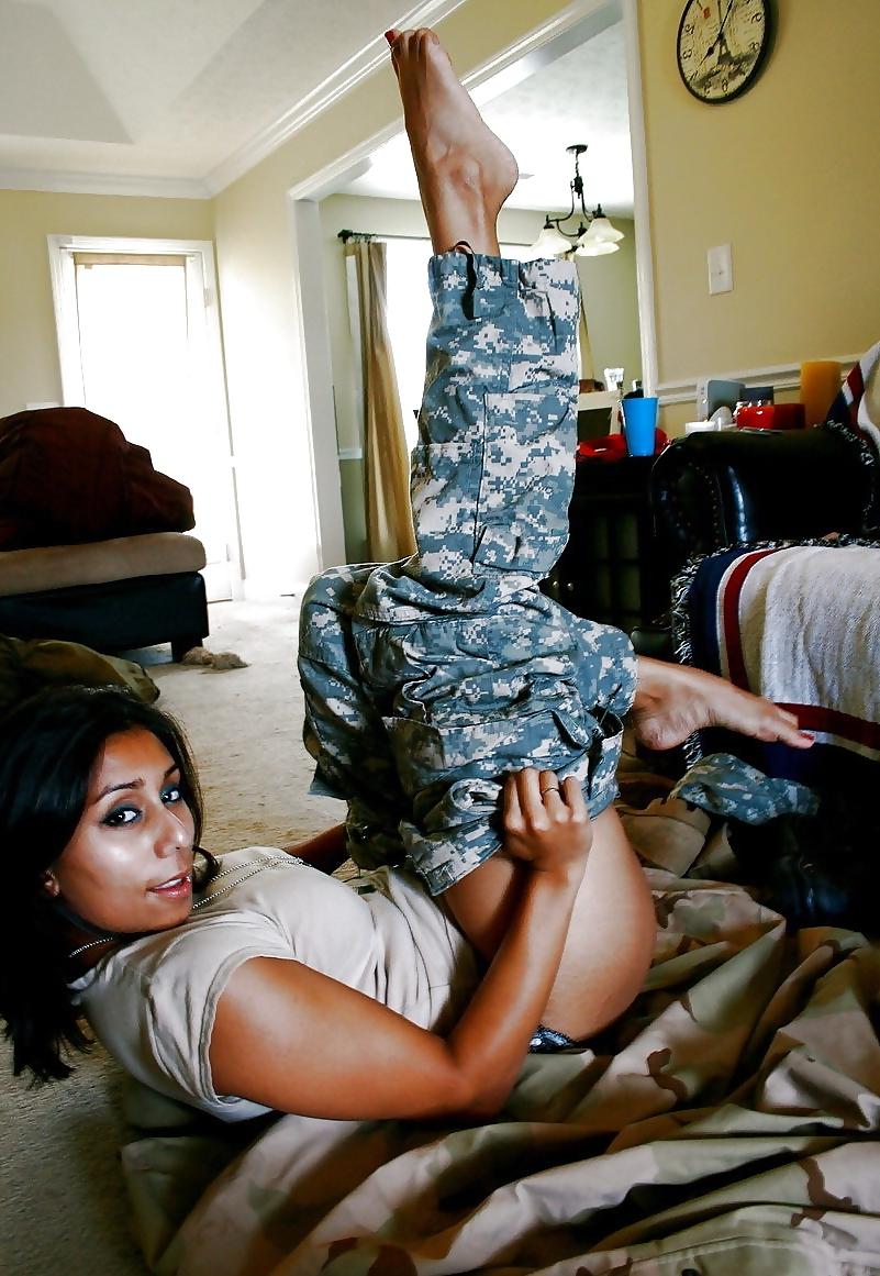 25P Army Chick