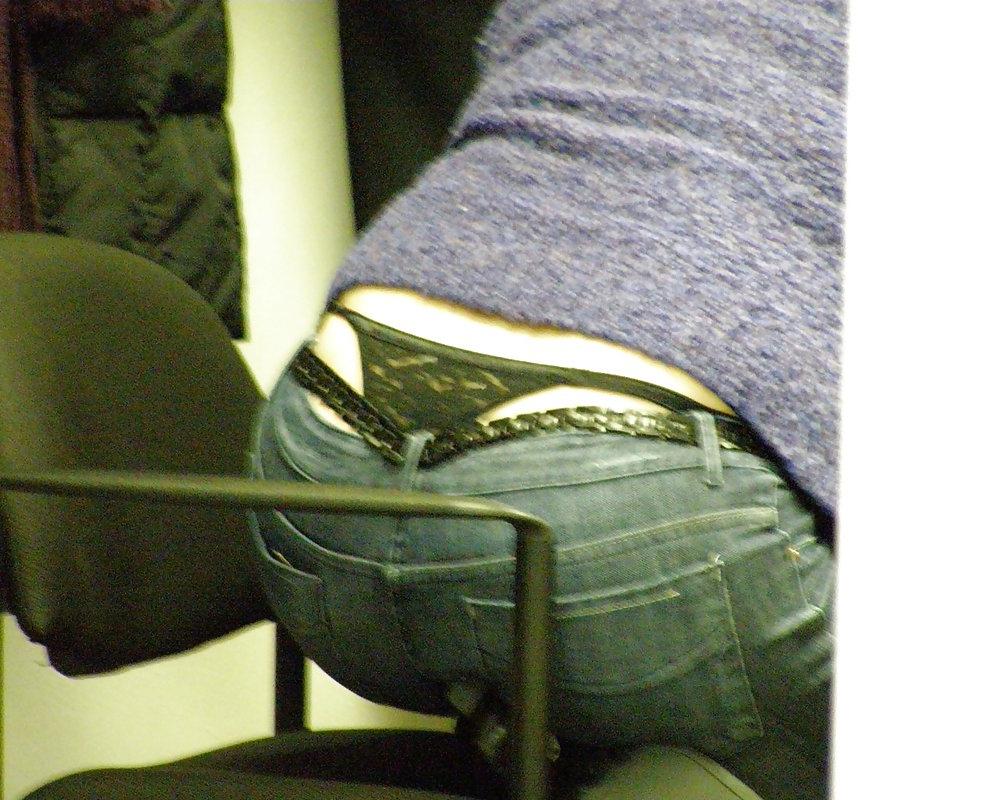 25P Thong 33