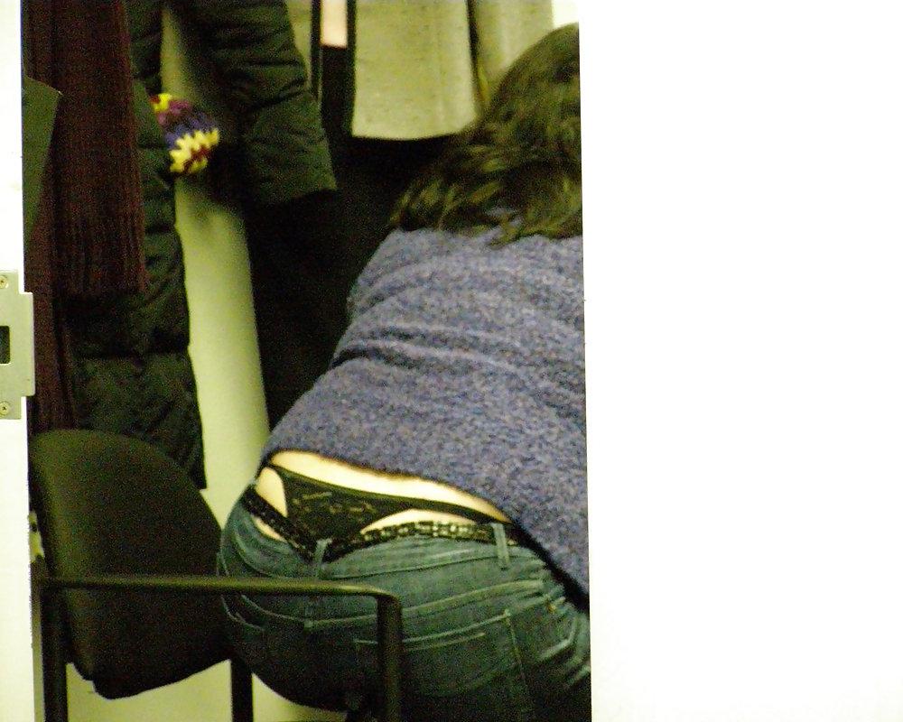 25P Thong 33