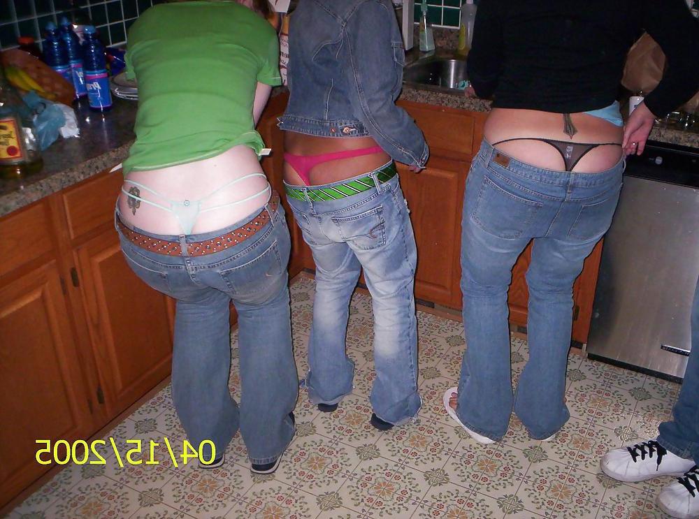 25P Thong 33