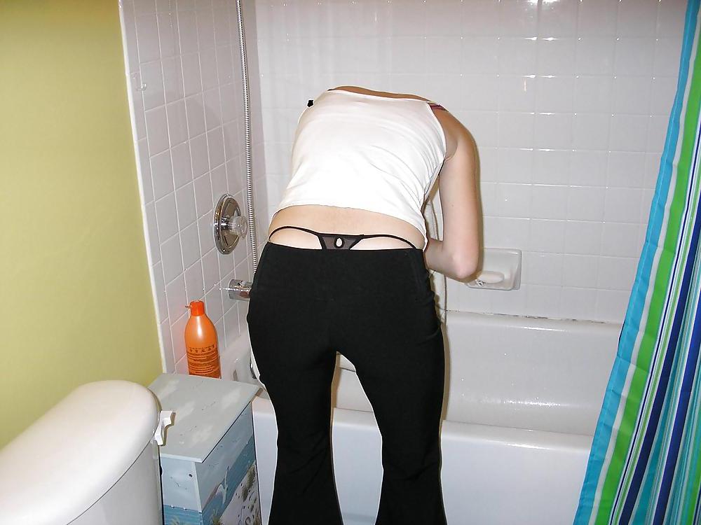 25P Thong 81