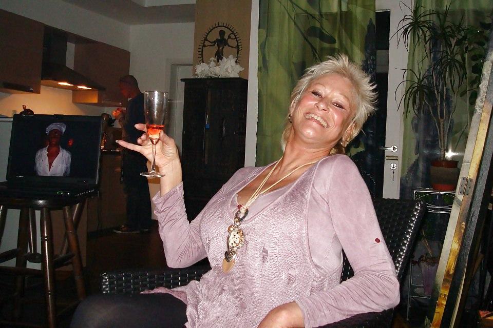 11P Friends birthday 