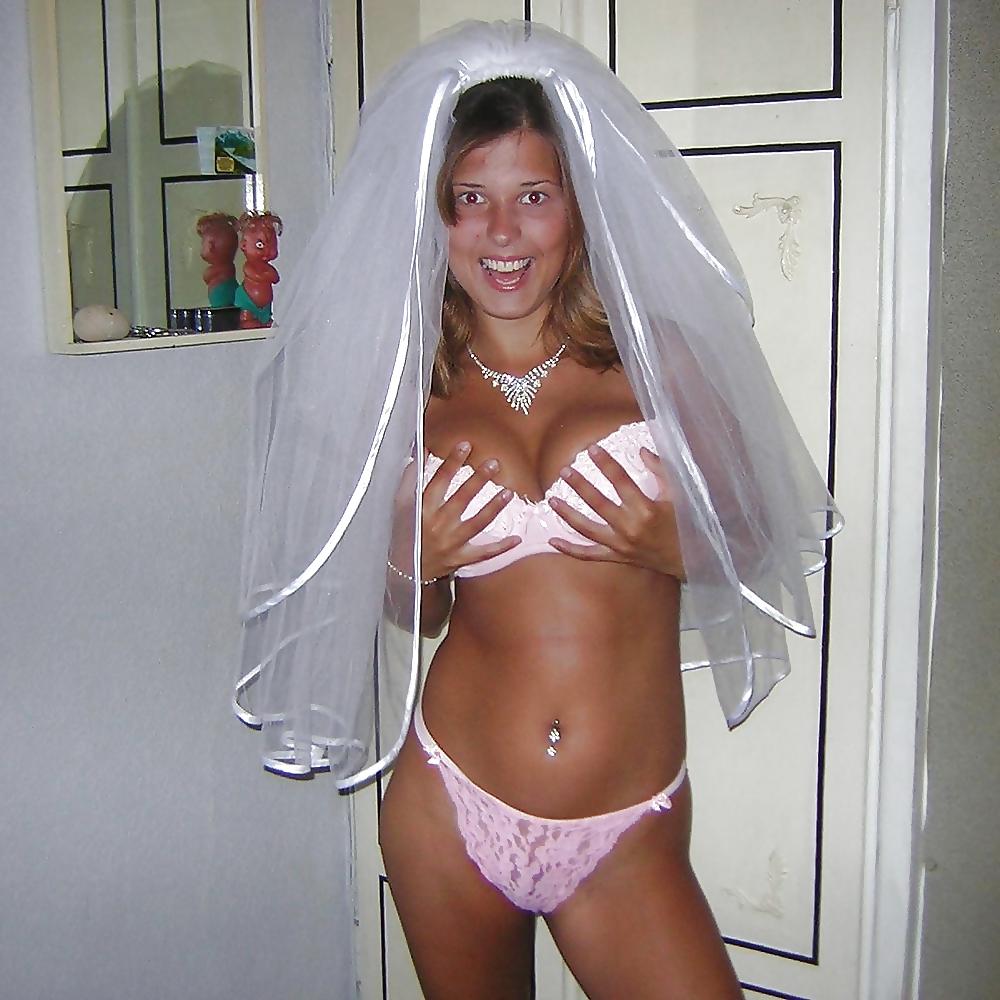 20P Role play 3 - brides