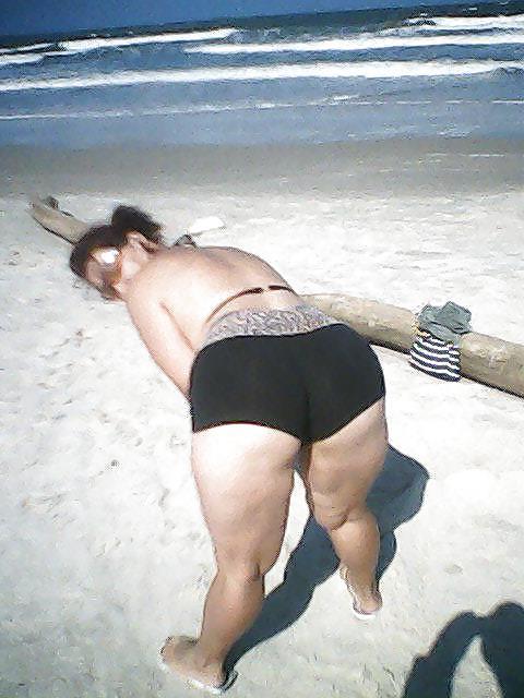 11P Fat ass ugly mature latina