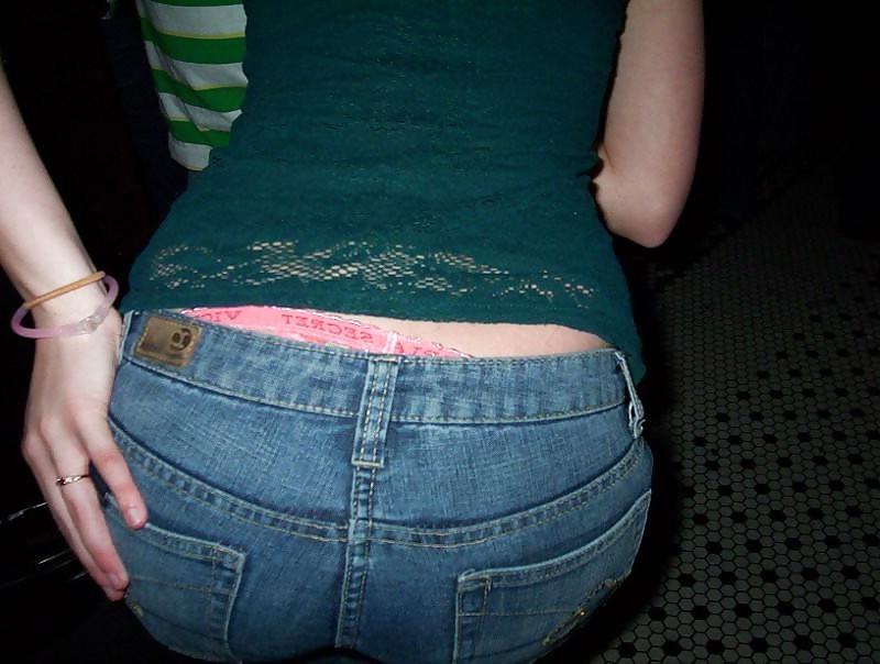 25P Thong 85