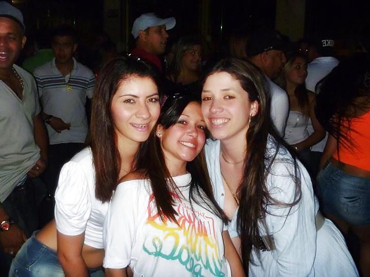 25P Brazilian Women(Facebook,Orkut ...) 5