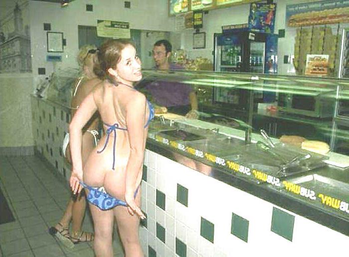 25P Public ass flashers