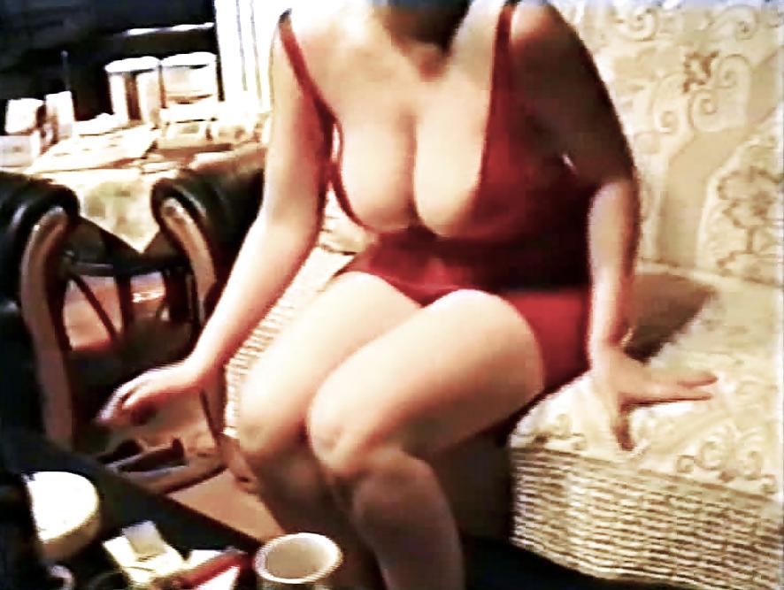 10P SAG - Big Udders Red Hot Monokini & Hot Legs In Miniskirt 02