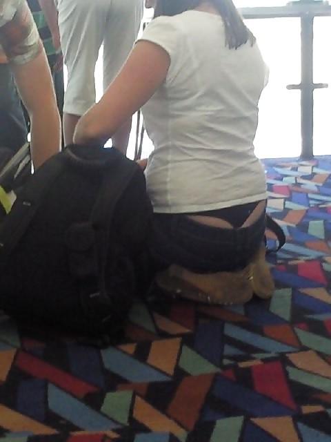 25P Thong 6