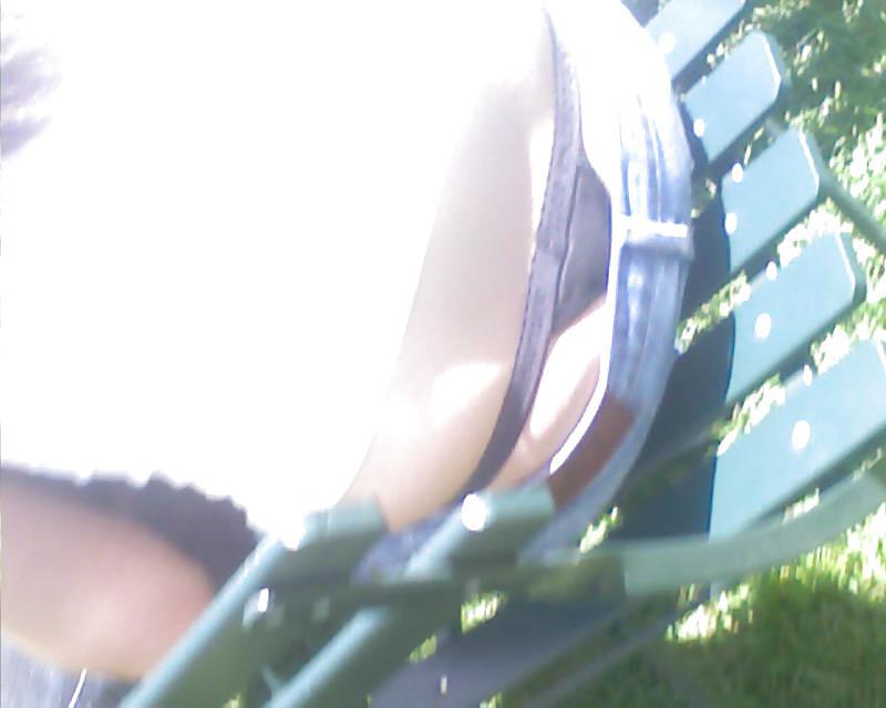 25P Thong 30