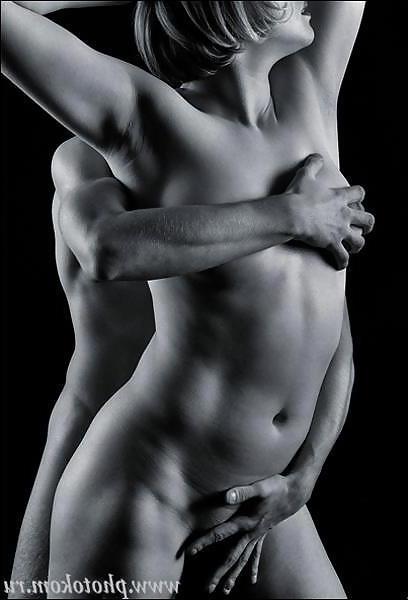 25P XES SENSUAL, SEXUAL, EROTIC LADIES N MEN PLAY SEX B&W