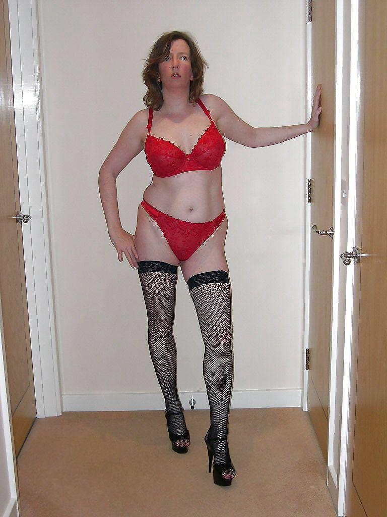 17P Curvy mature