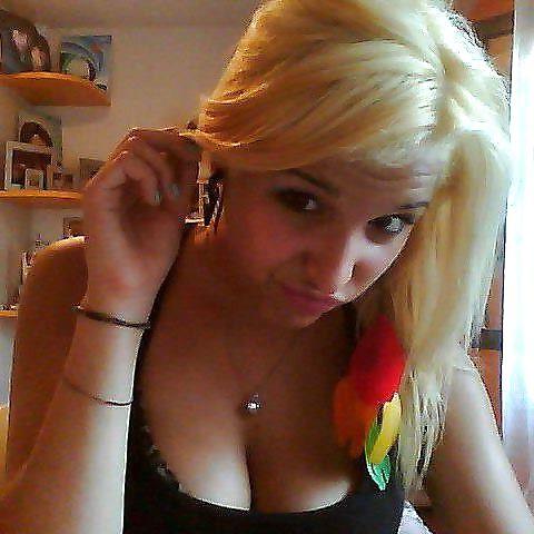 25P Teens & Tits