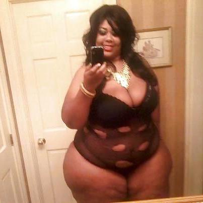 11P Sexy and Curvy