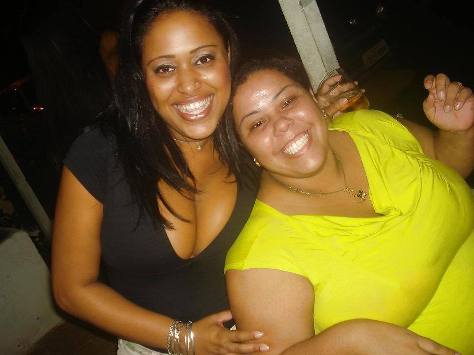 14P Brazilian girl: Lorenna