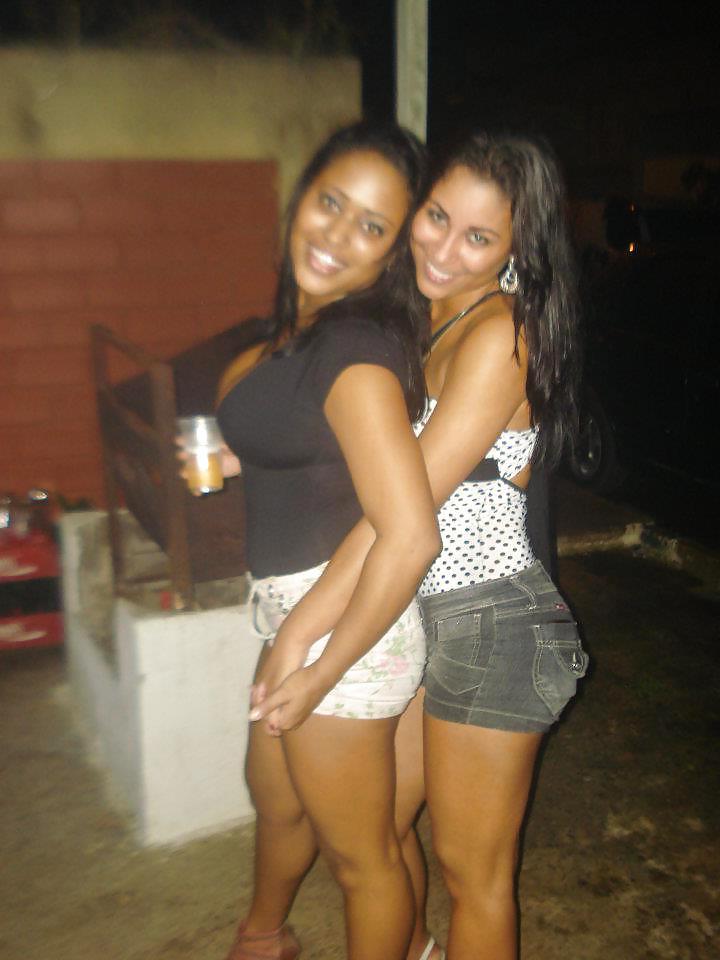14P Brazilian girl: Lorenna