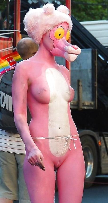 18P Painted Outdoor Public Nudity