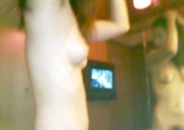 25P Chinese air hostess exposed