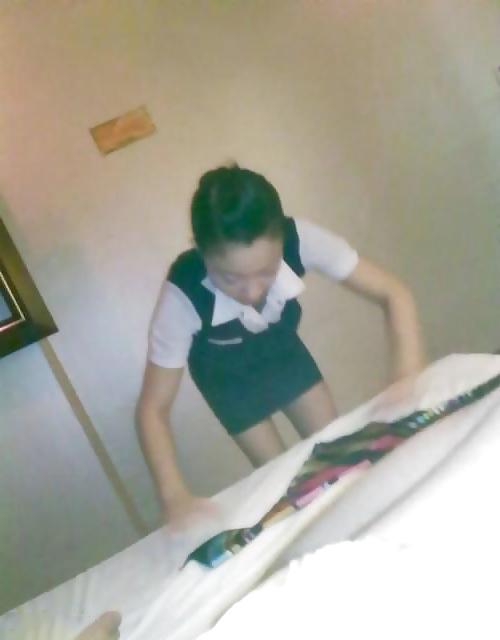 25P Chinese air hostess exposed