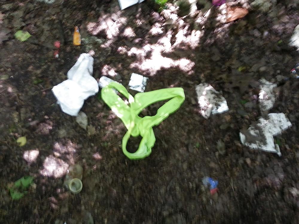 15P Nicoles Neon Thong