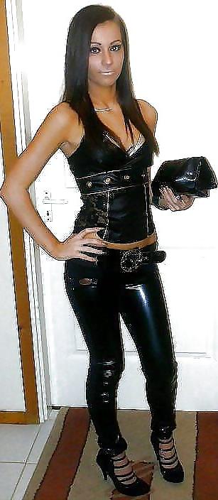 25P Sluts in tight pants! 11