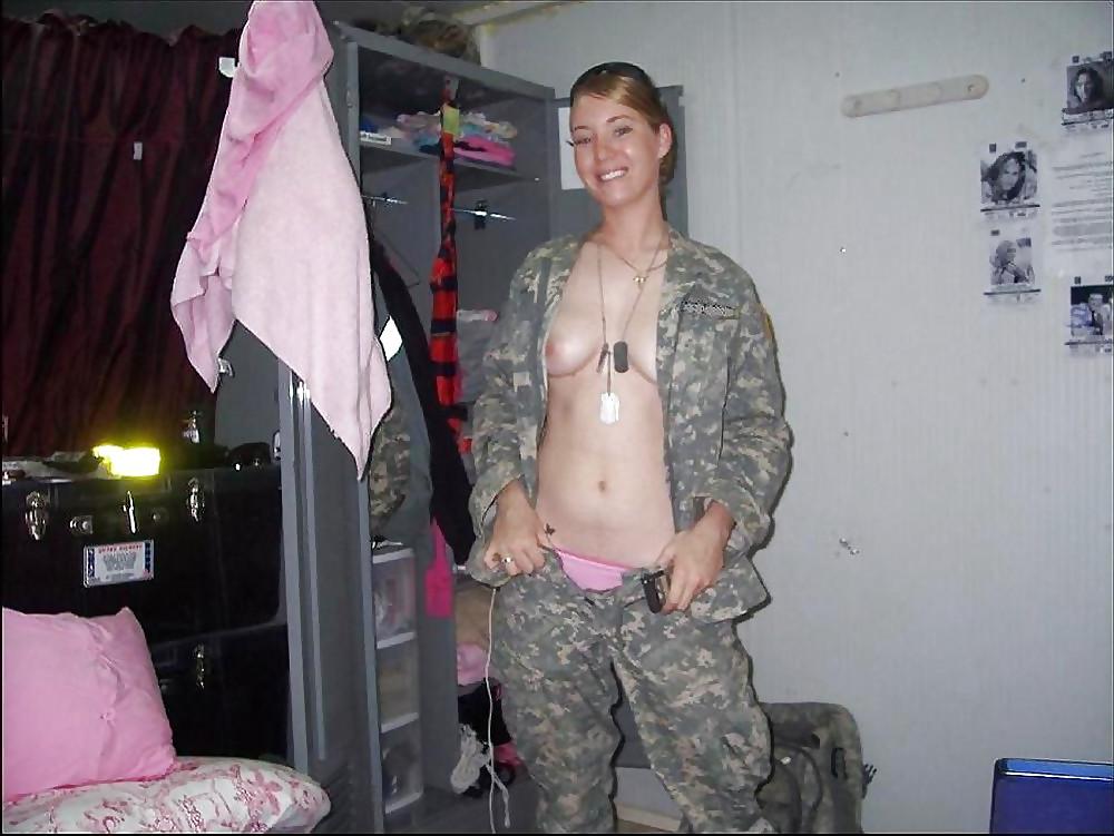 18P SEXY MILITARY HOTTIE'S!!!!! 