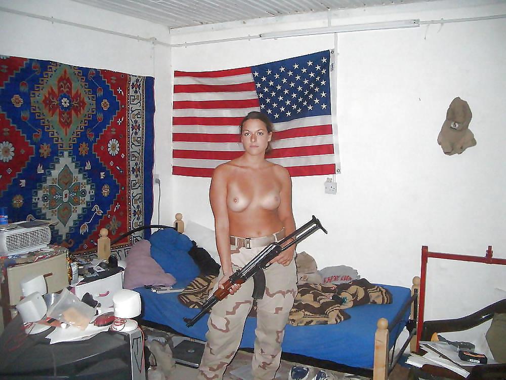 18P SEXY MILITARY HOTTIE'S!!!!! 