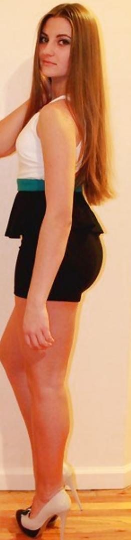 17P Miniskirt Lover