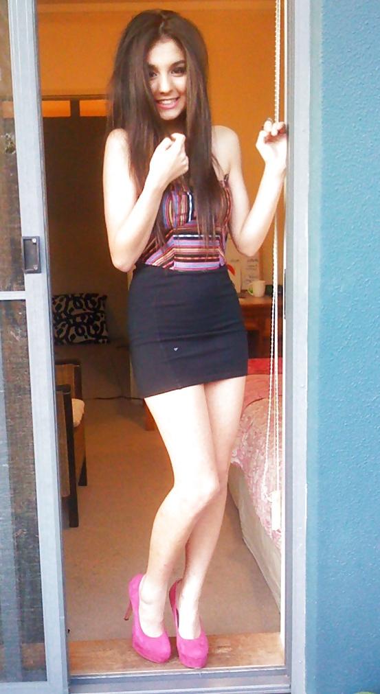 17P Miniskirt Lover