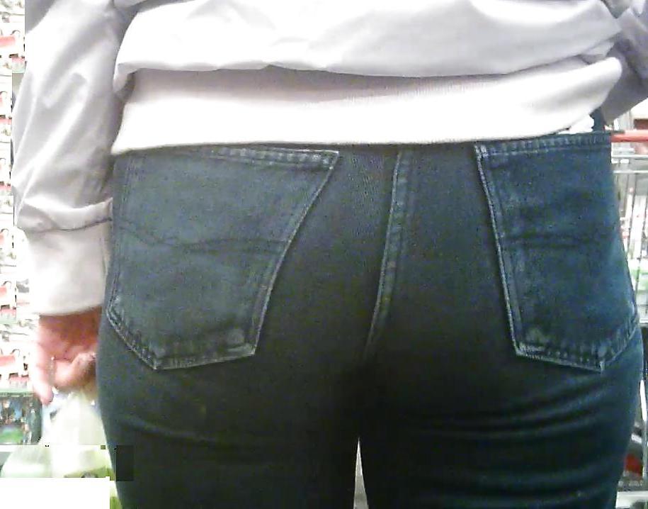 6P Milf Ass Jeans
