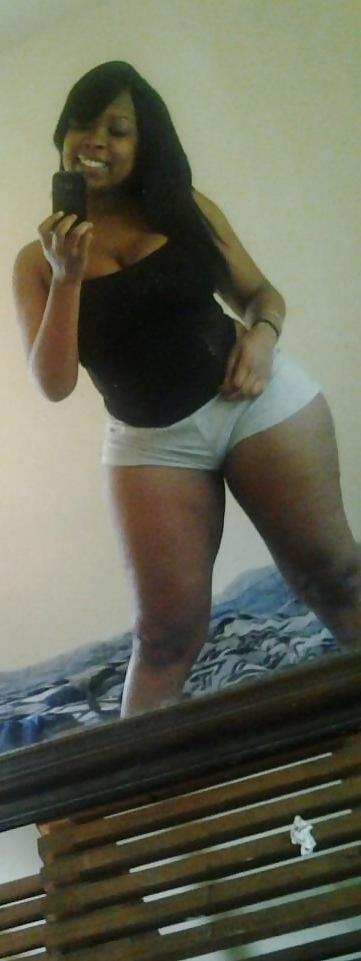 10P Thick Sexy Chick from