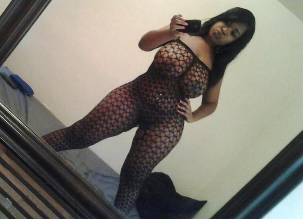10P Thick Sexy Chick from