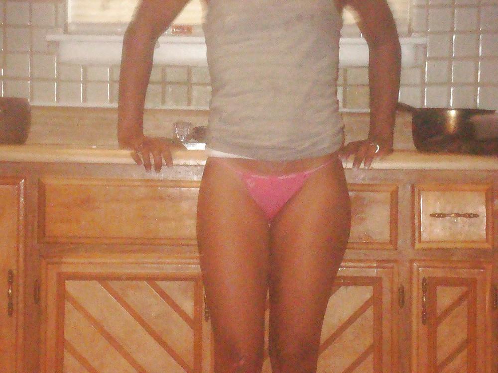25P Real House Wife Showing Off Her Sexy Panties 5