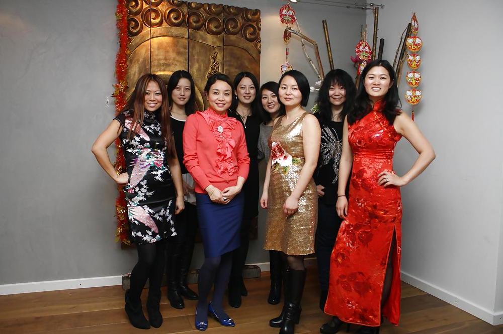 11P Chinese mom and fam. How to fuck?