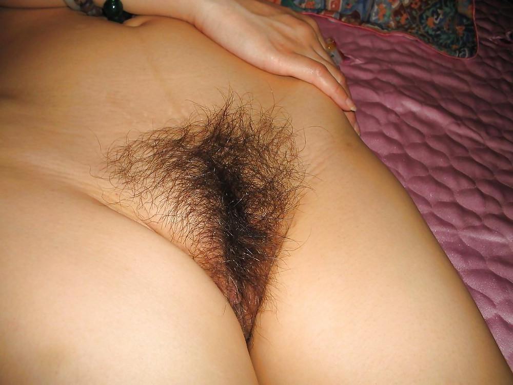 13P Mature Chinese Pussy