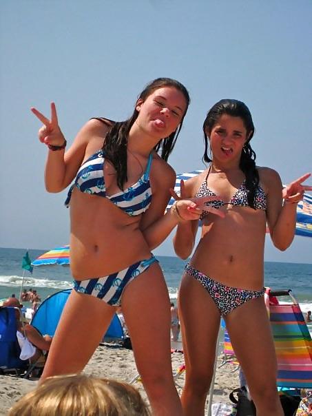 25P Comment Your fantasy about these bikini TEENS 8