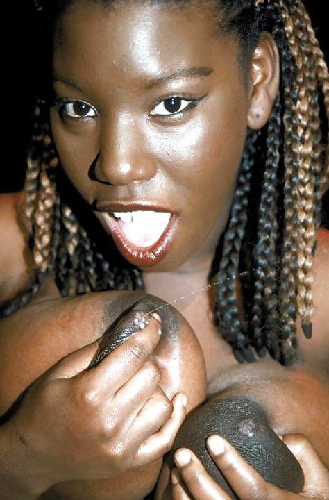 16P Ebony Babe Milk Tits